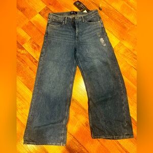 Gap high rise wide leg Jean.